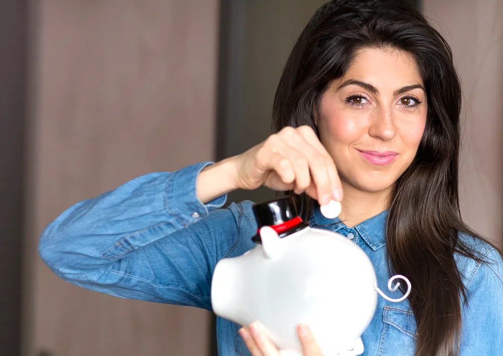 Oszczędzanie bez wyrzeczeń: mikro-nawyki