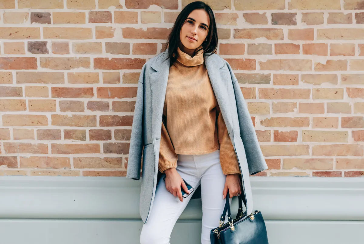 Szafa kapsułowa do pracy: 10 elementów, z których stworzysz 30 stylizacji